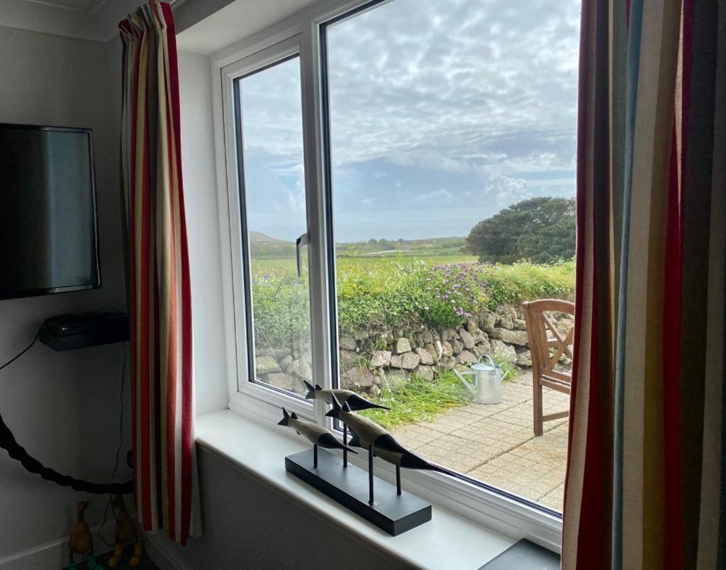 The Old Dairy, Land'S End, Sennen Apartment ภายนอก รูปภาพ