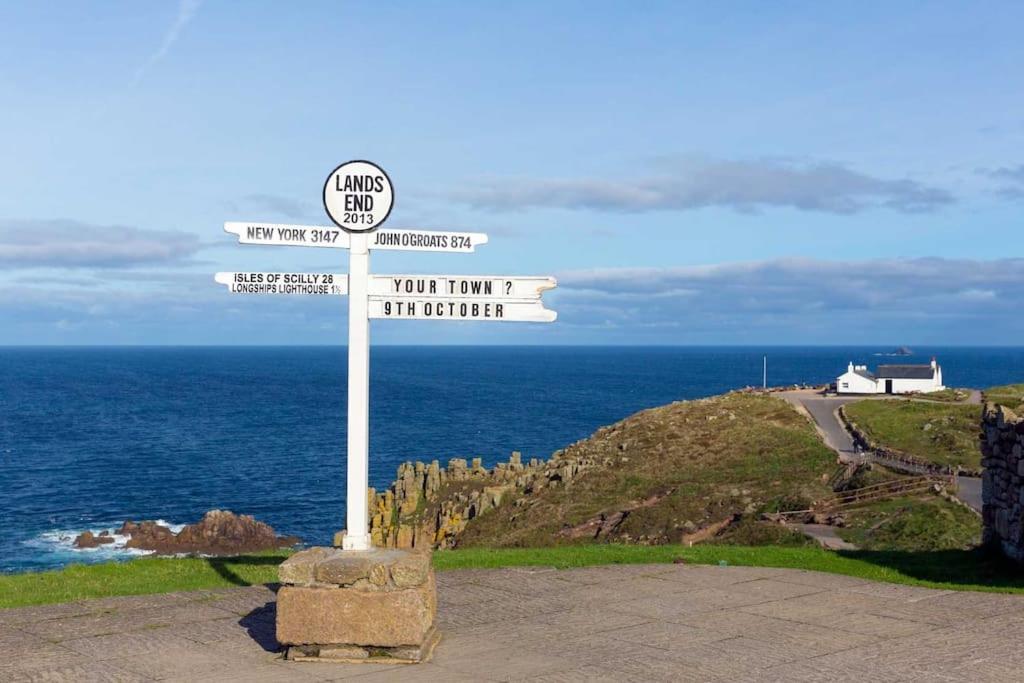 The Old Dairy, Land'S End, Sennen Apartment ภายนอก รูปภาพ
